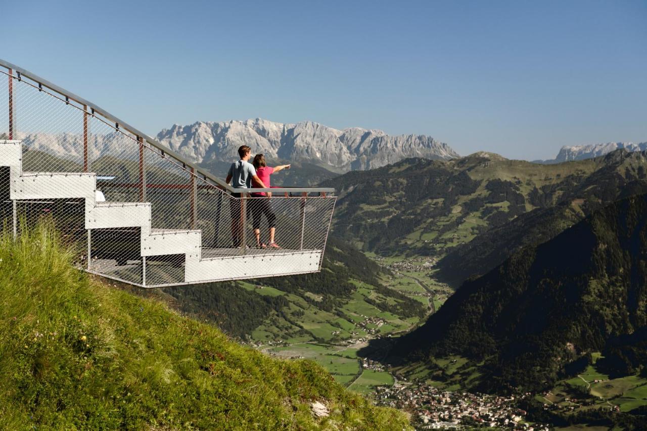 Hotel Das Gastein - Ganzjahrig Inklusive Alpentherme Gastein & Sommersaison Inklusive Gasteiner Bergbahnen บาดฮอฟกัสไตน์ ภายนอก รูปภาพ