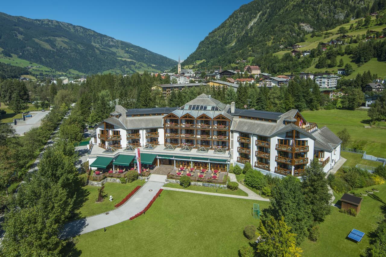 Hotel Das Gastein - Ganzjahrig Inklusive Alpentherme Gastein & Sommersaison Inklusive Gasteiner Bergbahnen บาดฮอฟกัสไตน์ ภายนอก รูปภาพ